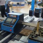 2017 lacné cnc kovový rezací stroj Štart Značka LCD panel riadiaci systém 1300 * 2500 mm pracovný priestor plazmového rezacieho stroja