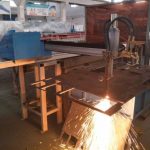 Čínsky dodávateľ ekonomický kov CNC plazmový rezací stroj