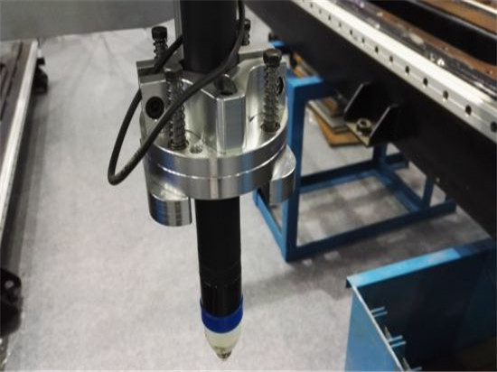 Stolová píla CNC plazmový rezací stroj