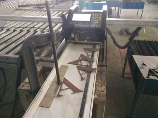 Čína výrobca CNC plazmové rezačky a plameňom rezanie stroj pre rezanie hliníka nehrdzavejúca oceľ / železo / kov